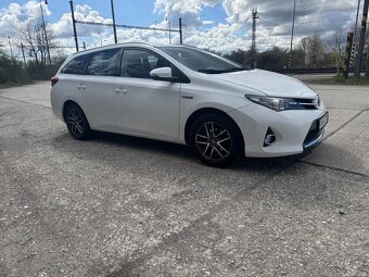 Auris hybrid TS combi 1,8, SK vozidlo - 5