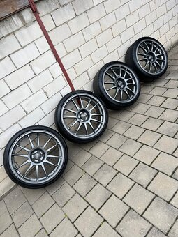 OZ racing superleggera r19 - 5