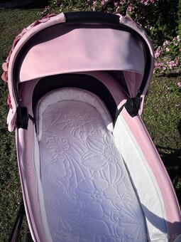 Cybex vanička Simply Flowers peach pink 4.0 - 5