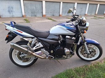 Suzuki gsx 1400 - 5