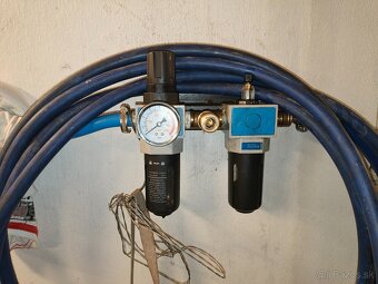 Predám vzduchový kompresor Jikov - 5