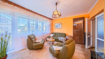 Rodinná chyžka v tichej uličke Laborca - 5