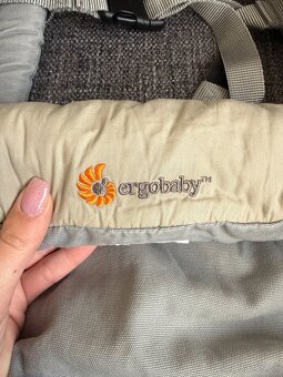 Ergobaby nosič - 5