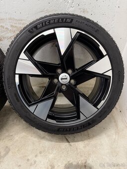 Zimná sada 5x108 R20 , 245/40/20 Volvo EX30 - 5