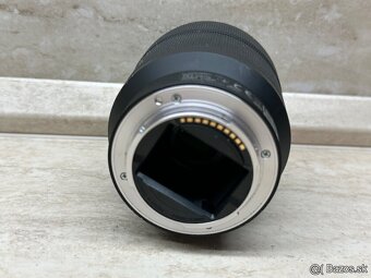 Sony SEL 18-55mm f/3.5-5.6 - 5