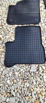 Gumené koberčeky VW e-UP - 5