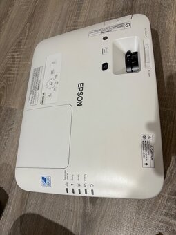 Predám projektor Epson EB-1985WU + príslušenstvo - 5