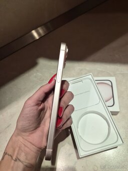 Iphone 15 plus , Pink 128 GB - 5