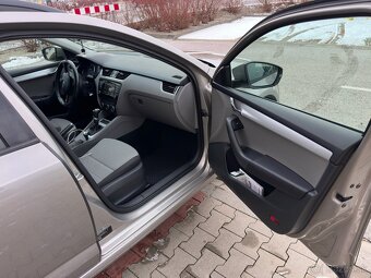 Predám Škodu A7 kombi, rok výroby 2015. - 5