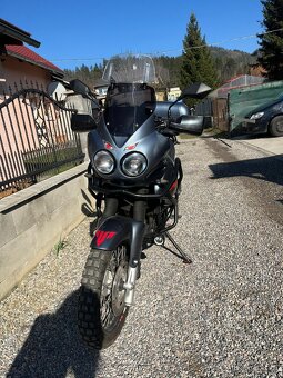 Triumph tiger 885i - 5