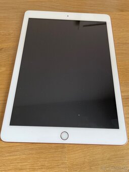 Predam Ipad 6. generacie - 5