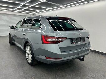 Superb Combi 2,0 TDI Style 140kW 4x4 Ťažné Top stav - 5