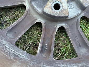 Predám gumy plus elektróny 205/55R16 - 5
