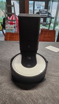 iRobot Roomba i7+ - 5
