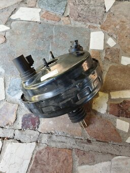 Predám posilovač bŕzd - 5