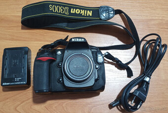 Nikon D300s - 5