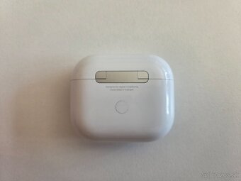 Apple AirPods (2022) 3. generácie - 5
