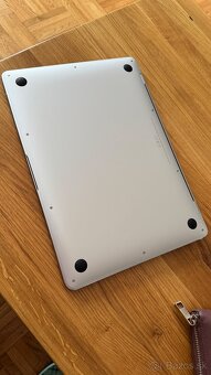 MacBook Air 2019 13'' / i5 / 128 GB v TOP stave - 5