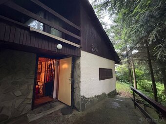 Na predaj murovaná chata v prírode s veľkým pozemkom (1647m2 - 5