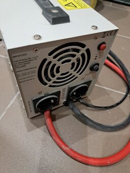 Záložný zdroj VOLT Sinus Pro 800 E 12/230V 800VA 500W - 5