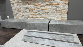 Obývacia stena svetlý betón - 5