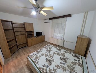 Predaj 2 izbový byt 60 m2, Nové Zámky - 5