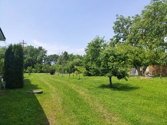 Stavebný pozemok na predaj - 5