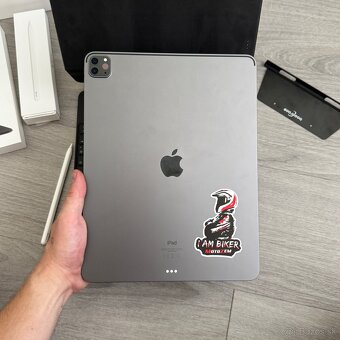 iPad Pro 12.9” M1 (5.gen) + Magic Keyboard + Apple Pencil 2 - 5