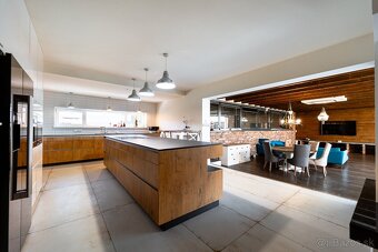 4-izbový penthouse 226m2, terasa 74m2, garáž, Malá Ida - 5