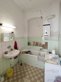 Na predaj starší rodinný dom v centre Komárna - 5
