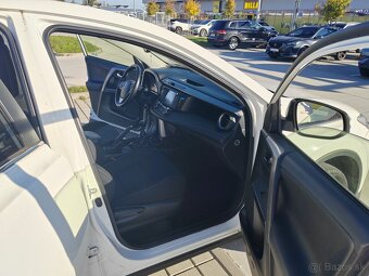 Toyota RAV4 - 5