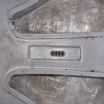 Hliníkové Audi disky 5x112 R18 8J ET39 - 5