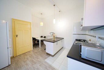 Priestranný 2 iz. byt na prenájom v centre Košíc s parkovaní - 5