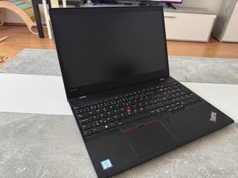 Lenovo ThinkPad T570 15,6” i5-7300U 32GB RAM 1TB SSD - 5