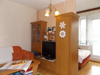 PRENÁJOM: Zariadený 1-izbový byt, 2 lodžie, 41m2 - 5