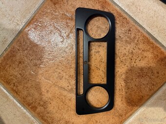 Kritky radia Octavia 2 - 5