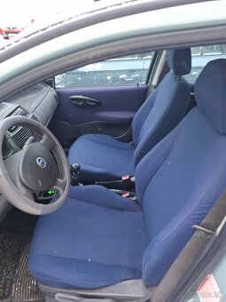 Fiat  Punto - 5