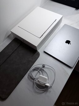 MacBook Air 15" M2 (8/512GB) + Kožený obal - 5