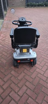 Elektricky invalidný vozík - 5