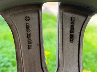 MERCEDES 5x112 R17 + Letné 225/45 DUNLOP - 5