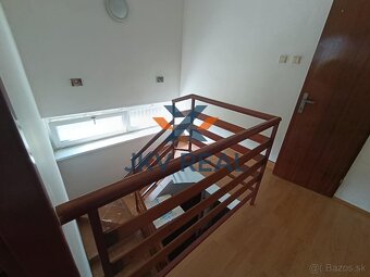 Na predaj poschodový rodinný dom v Palárikove s garážou - 5