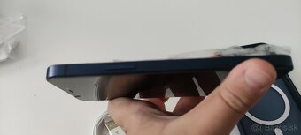 Apple iPhone 12 64GB Blue - 5