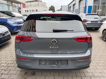 VW Golf 8 1.0TSI 81kW Manual 14tkm LED - záruka Autodraft - 5