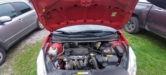 Predám Hyundai i20 1,2 rok výroby 2011 - 5