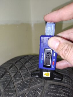 Predám používané zimné pneu - 5