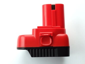 Adaptér MAKITA 18V / MAKITA 14,4V - 5