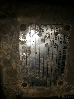 Predám rezačku na repu a kladivkový šrotovník - 5