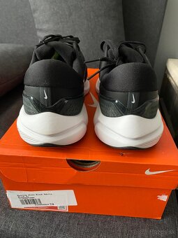 Úplne nové bežecké tenisky Nike - 5