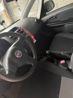 Fiat Sedici 1.6 16v 4x4 / podobn. Suzuki sx4 - 5