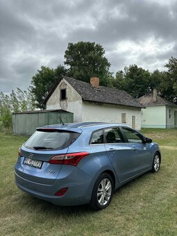 Hyundai i30 CW 1.6i MPI 16V DOHC Comfort 6st. A/T - 5